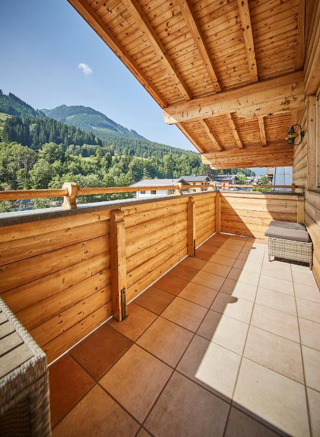 Appartements Haus Alexander Saalbach-Hinterglemm Exterior photo
